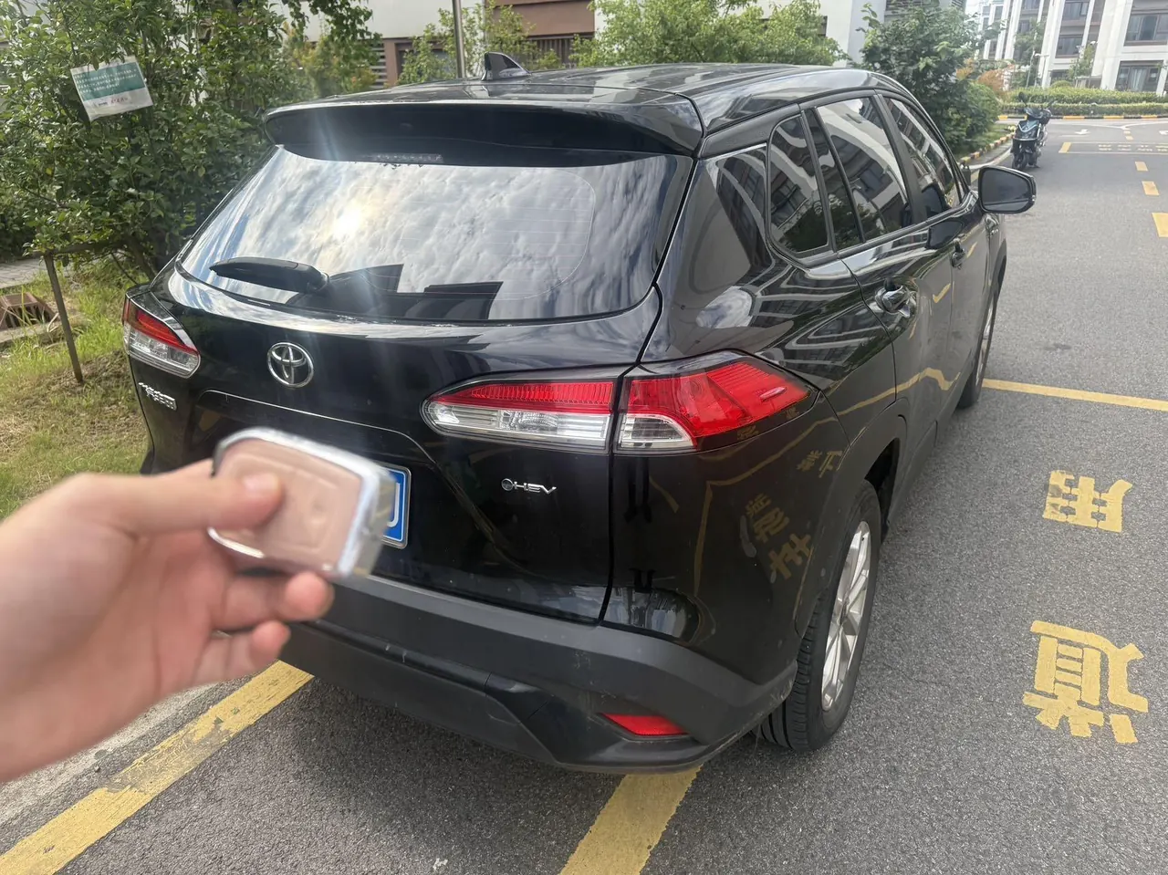 Toyota 2024 Fenglanda Shuangqing 2.0 Stepless Intelligent Electric Hybrid Leading Edition Automatic Gear 5