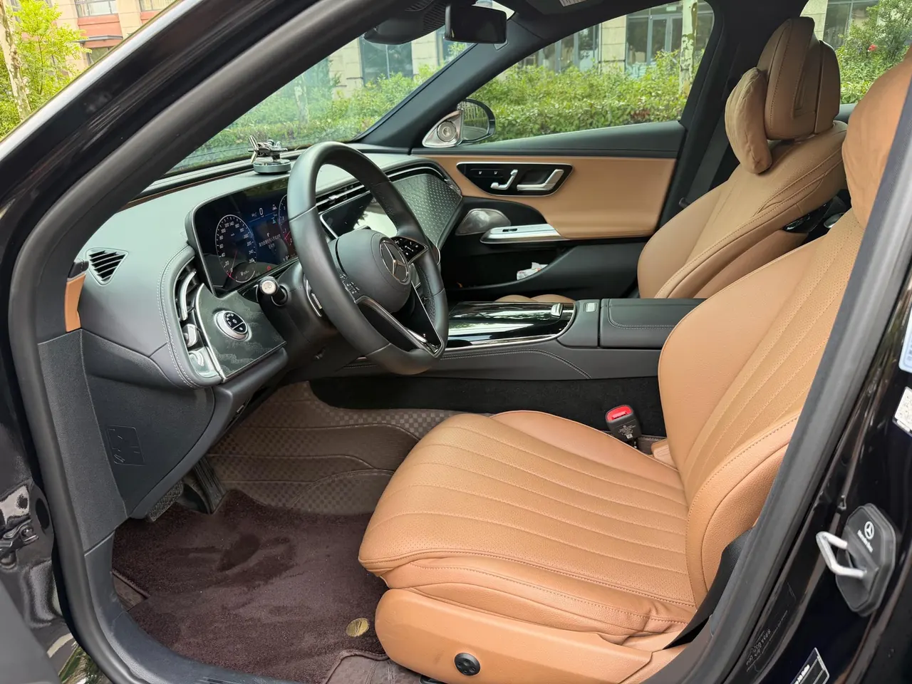Mercedes Benz E Class 2024 E 260 L 48V 2.0T Automatic 7