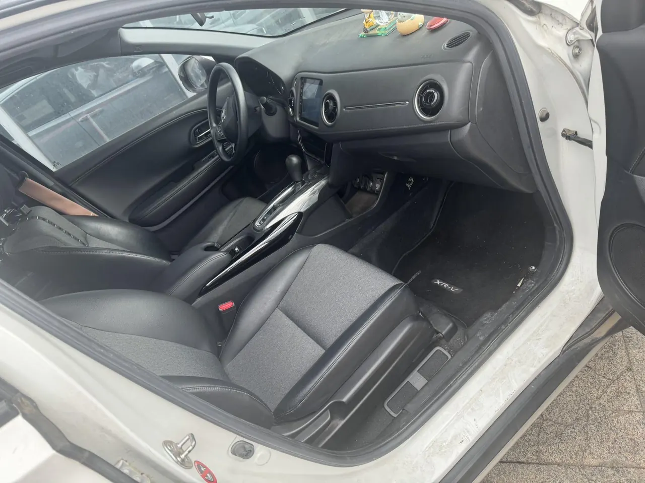 Honda 2020 XR-V 1.5T stepless 220TURBO deluxe automatic gear 3