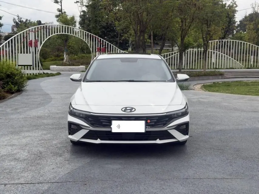 Hyundai 2026 Elantra -3-compartment 1.5 Stepless GLS Leading Edition Automatic Gear 2