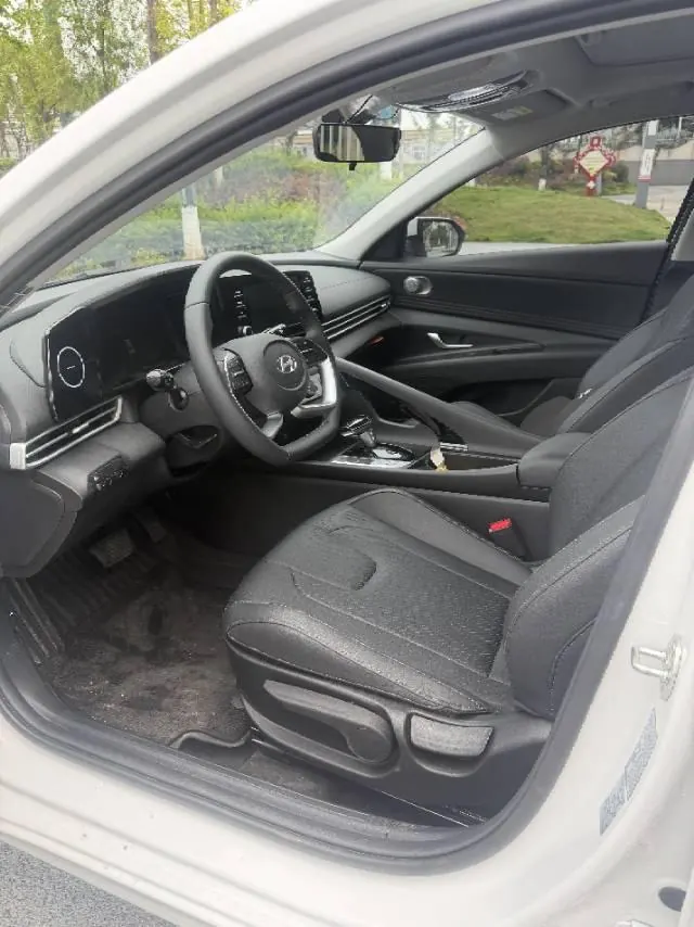 Hyundai 2026 Elantra -3-compartment 1.5 Stepless GLS Leading Edition Automatic Gear 7