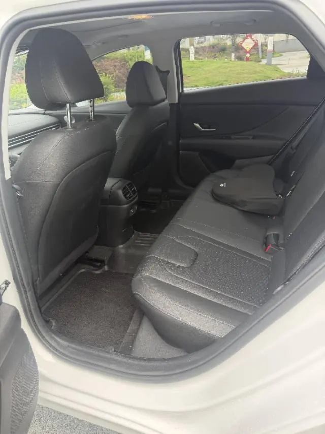 Hyundai 2026 Elantra -3-compartment 1.5 Stepless GLS Leading Edition Automatic Gear 8