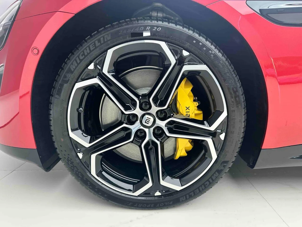 MI 2026 SU7 Standard Edition Automatic Gear 12