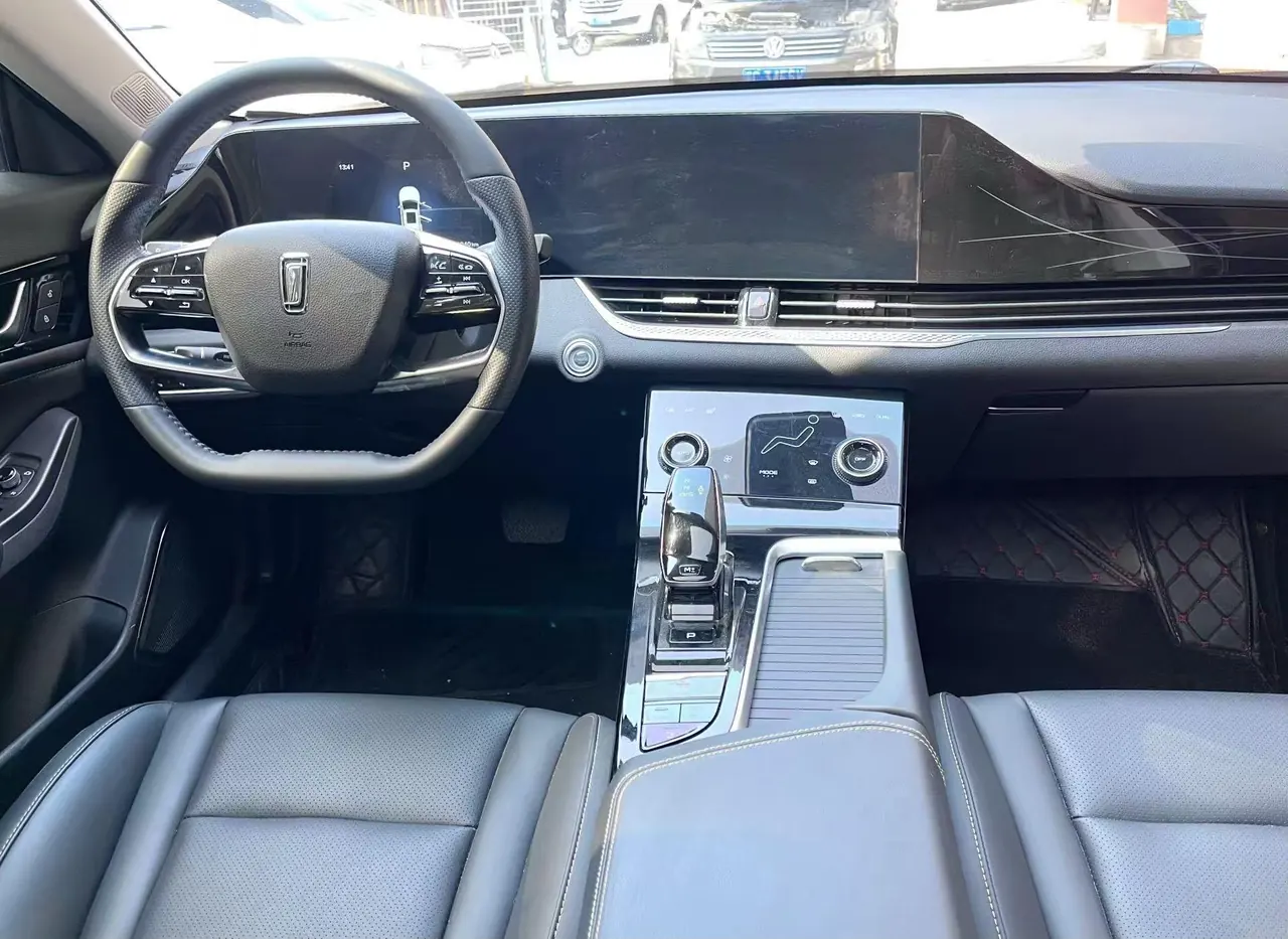 Bestune 2023 B70 1.5T enjoy automatic gear 4
