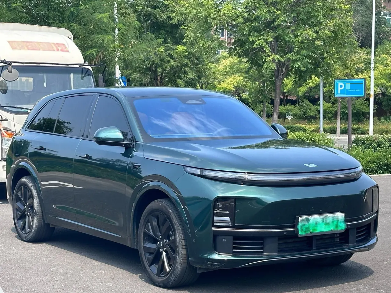 Li 2023 L7 Air automatic gear 8