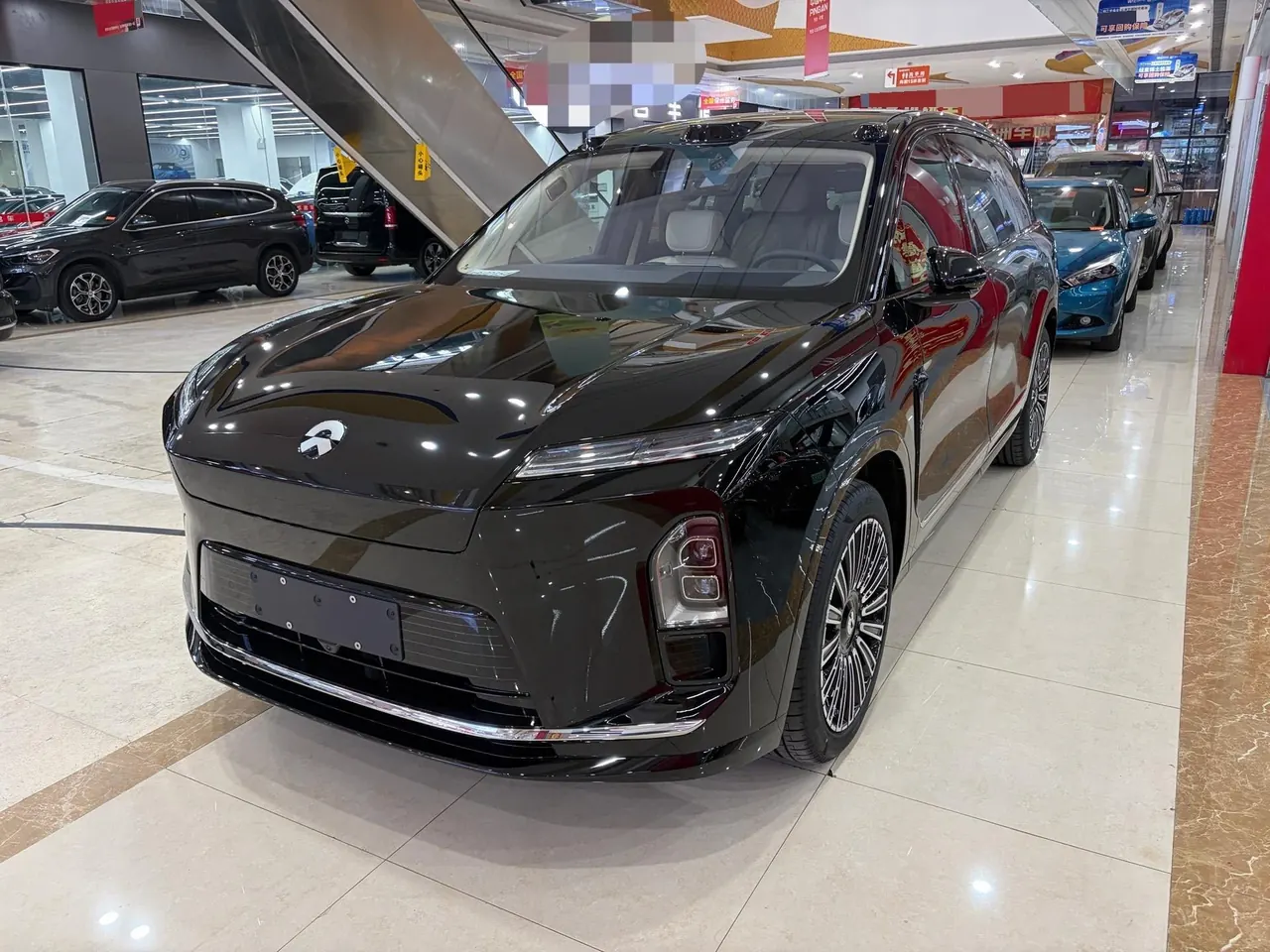 Open image lightbox: NIO 2026 ES8 5-seat Executive Deluxe Automatic Gear