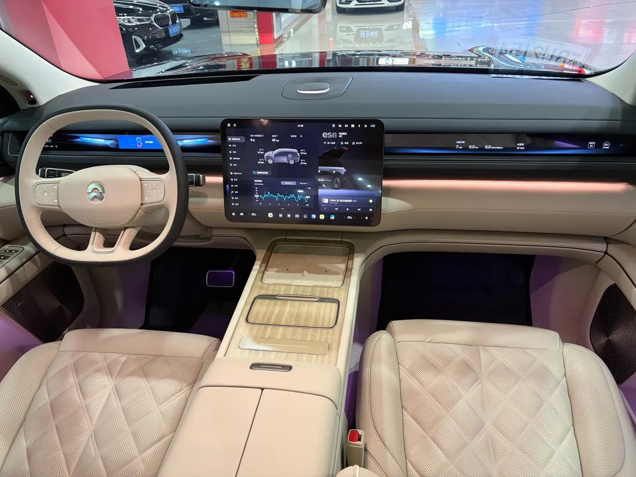 NIO 2026 ES8 5-seat Executive Deluxe Automatic Gear 5