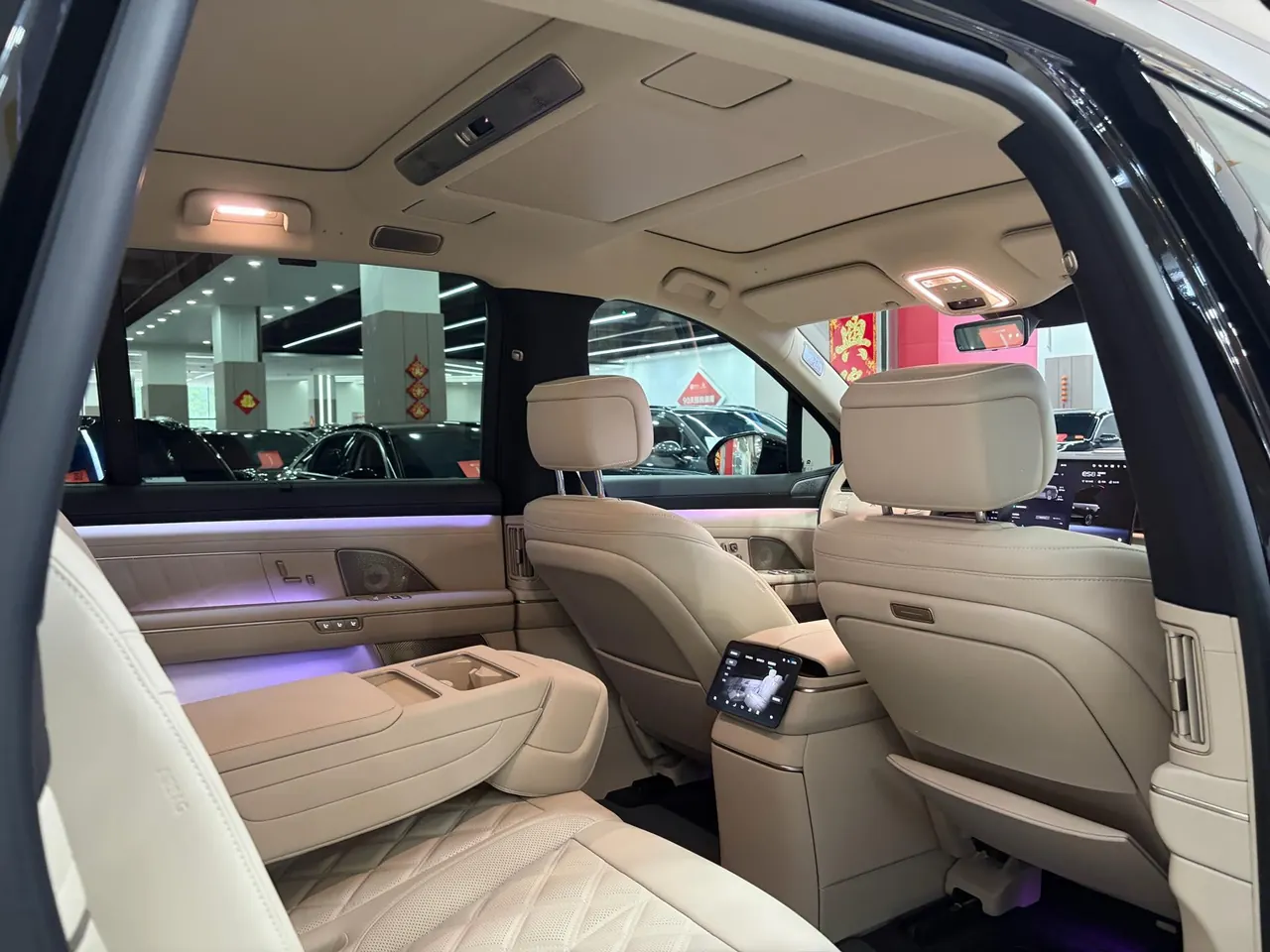 NIO 2026 ES8 5-seat Executive Deluxe Automatic Gear 6