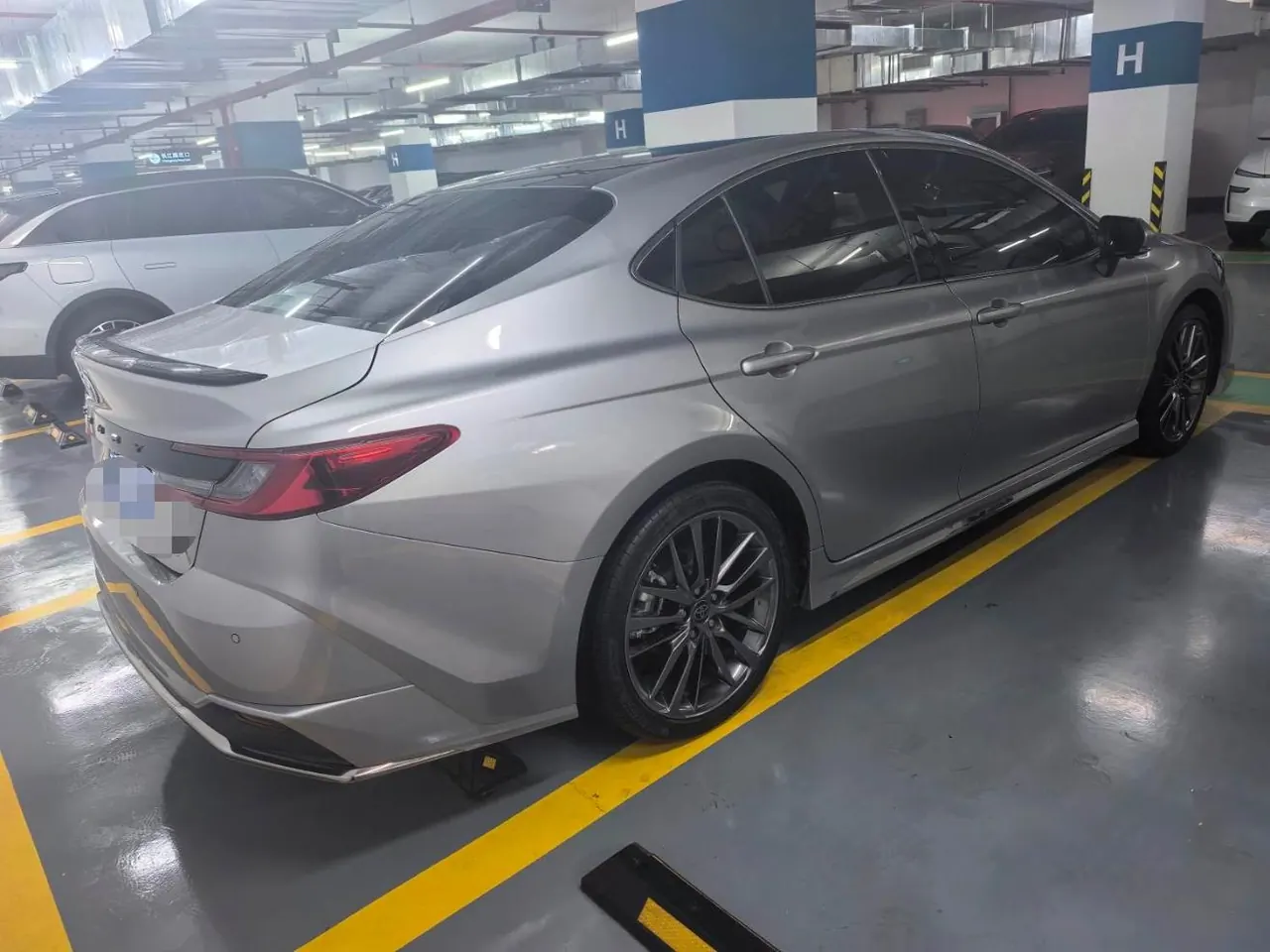 Toyota 2026 Camry Dual Engine 2.0HXS Stepless Sports Plus Edition Automatic Gear 6