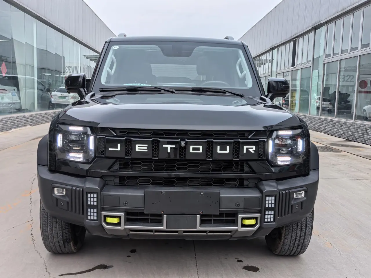 Jetour 2023 Travelers 1.5T Two-Drive Discovery PRO Automatic Gear 10