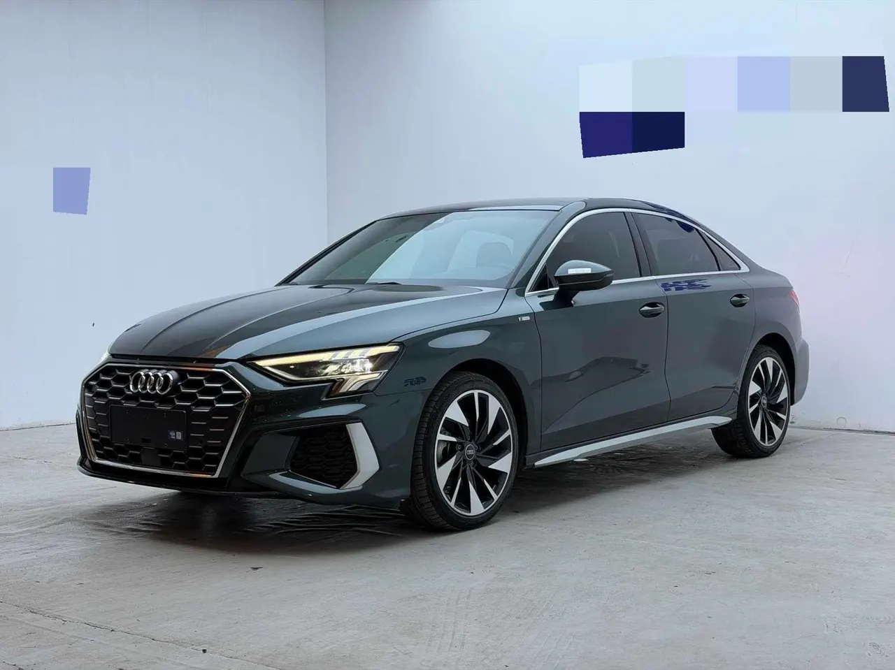 打开图片灯箱:Audi 2023 A3L Limousine 1.4TFSI 35TFSI Fashion Sports (Modified) Automatic