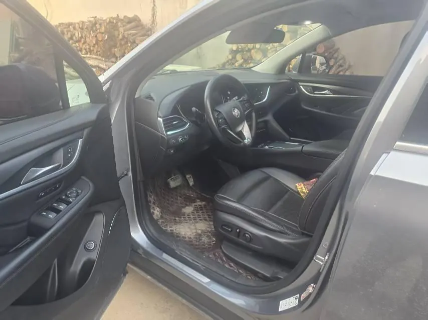 Buick 2020 Angke Flag 2.0T 28T Two-Drive Honorable Automatic Gear 4