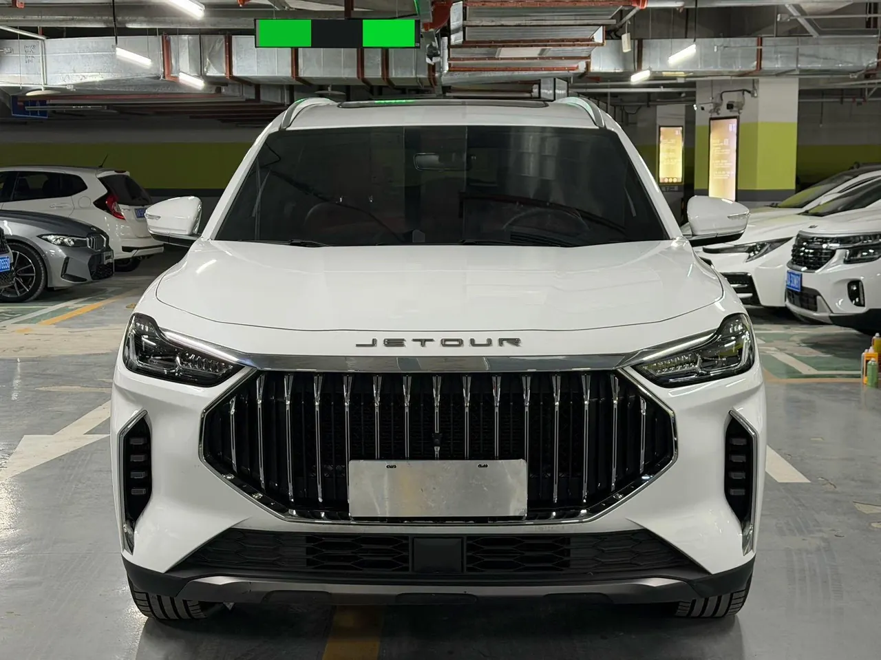 Jetour 2023 X70 PLUS 1.5T Brave PLUS7 Automatic Gear 2