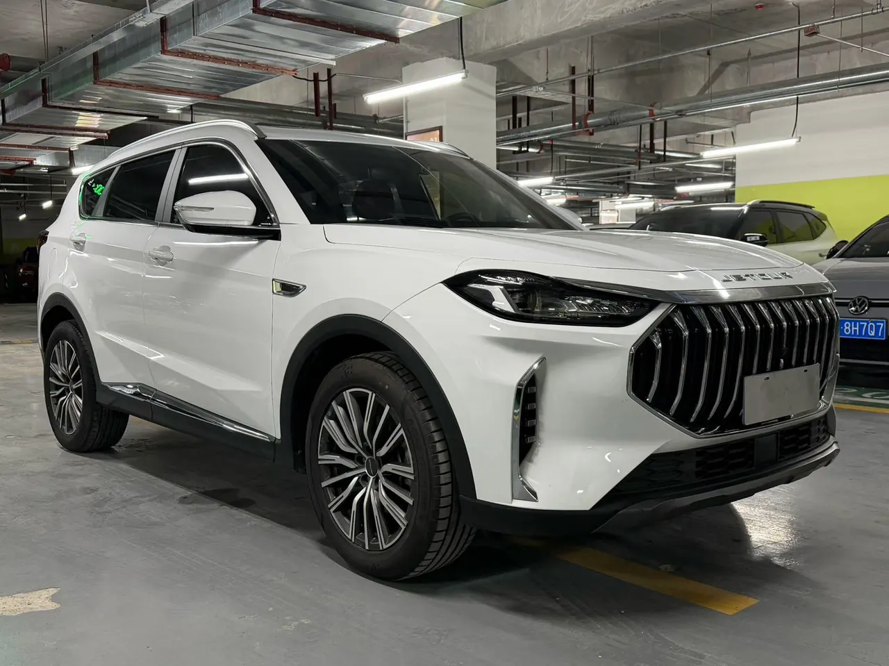 Jetour 2023 X70 PLUS 1.5T Brave PLUS7 Automatic Gear 3