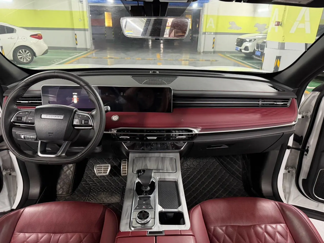 Jetour 2023 X70 PLUS 1.5T Brave PLUS7 Automatic Gear 8