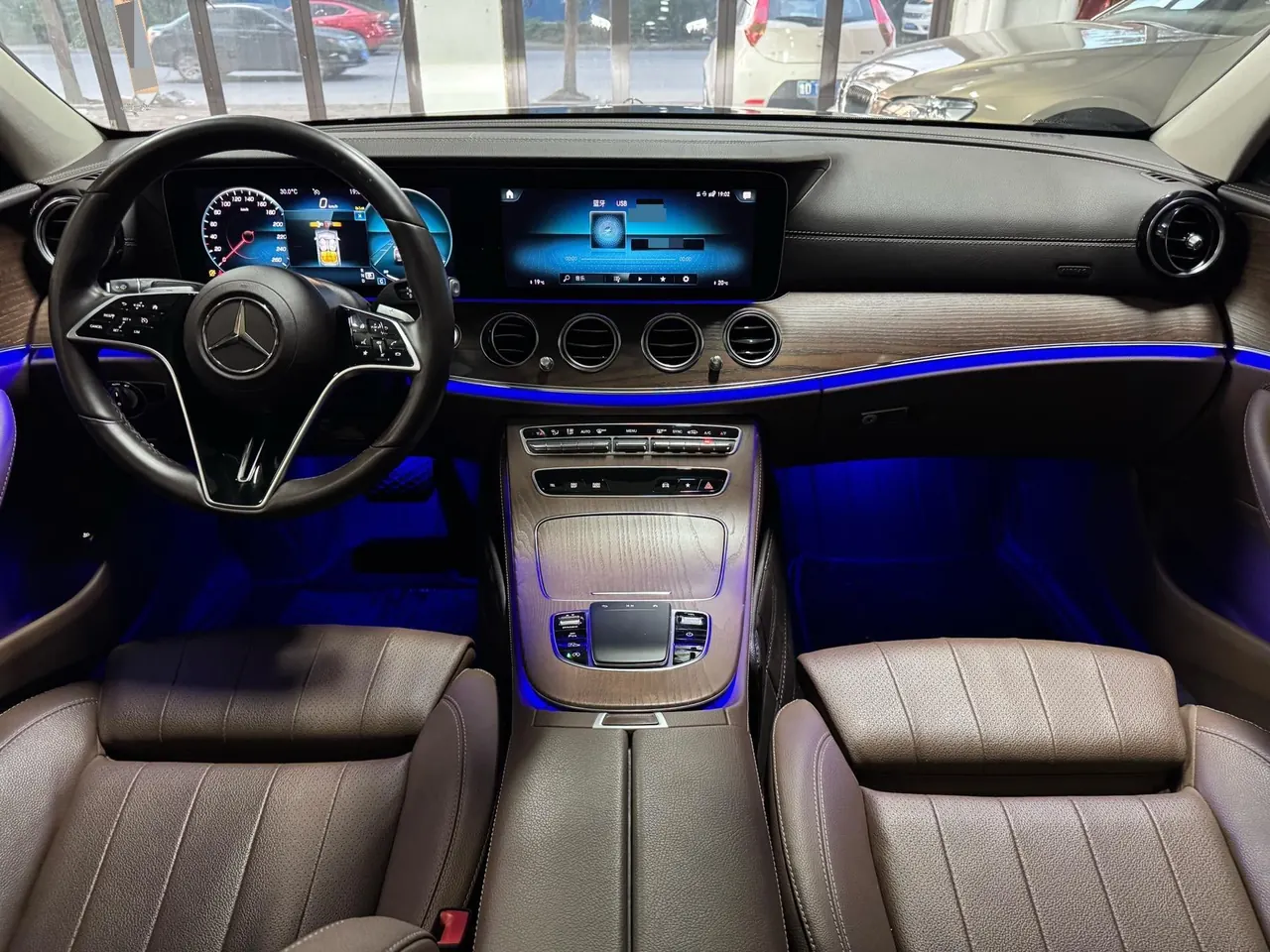 Mercedes Benz E Class 2023 E 260 L 2.0T Automatic 6