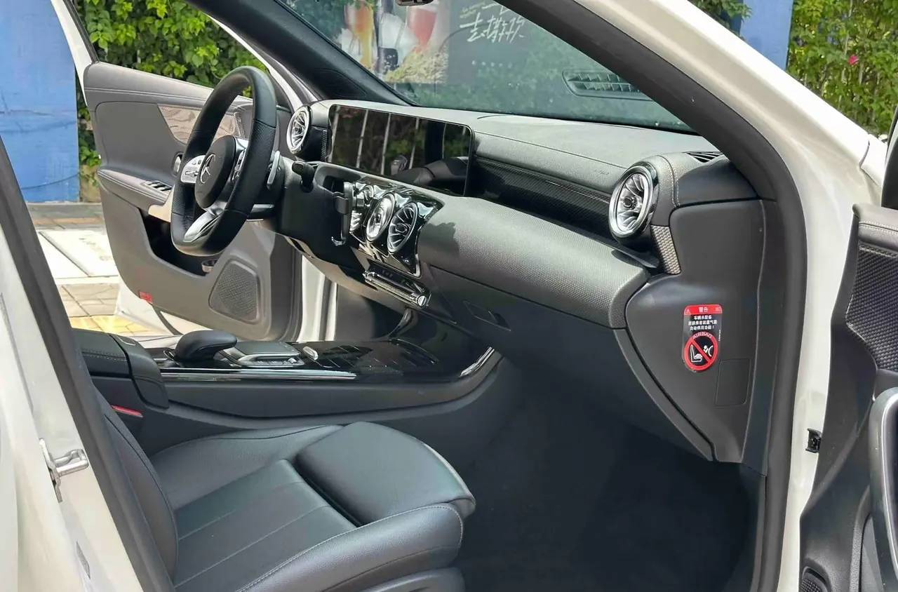Mercedes Benz Class A 2020 A 200 L 1.3T Sports Automatic 7