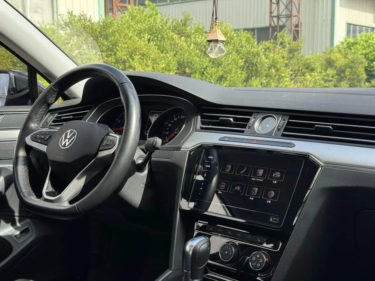 Volkswagen 2020 Magotan 1.4TSI 280TSI Leading Automatic Transmission 9