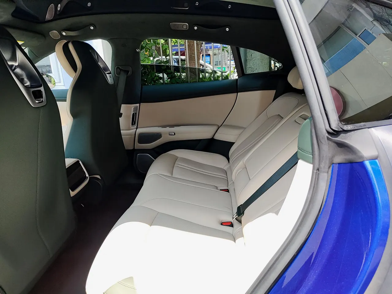 MI 2025 YU7 Long Endurance High Performance Four-wheel Drive Max Edition Automatic Gear 6