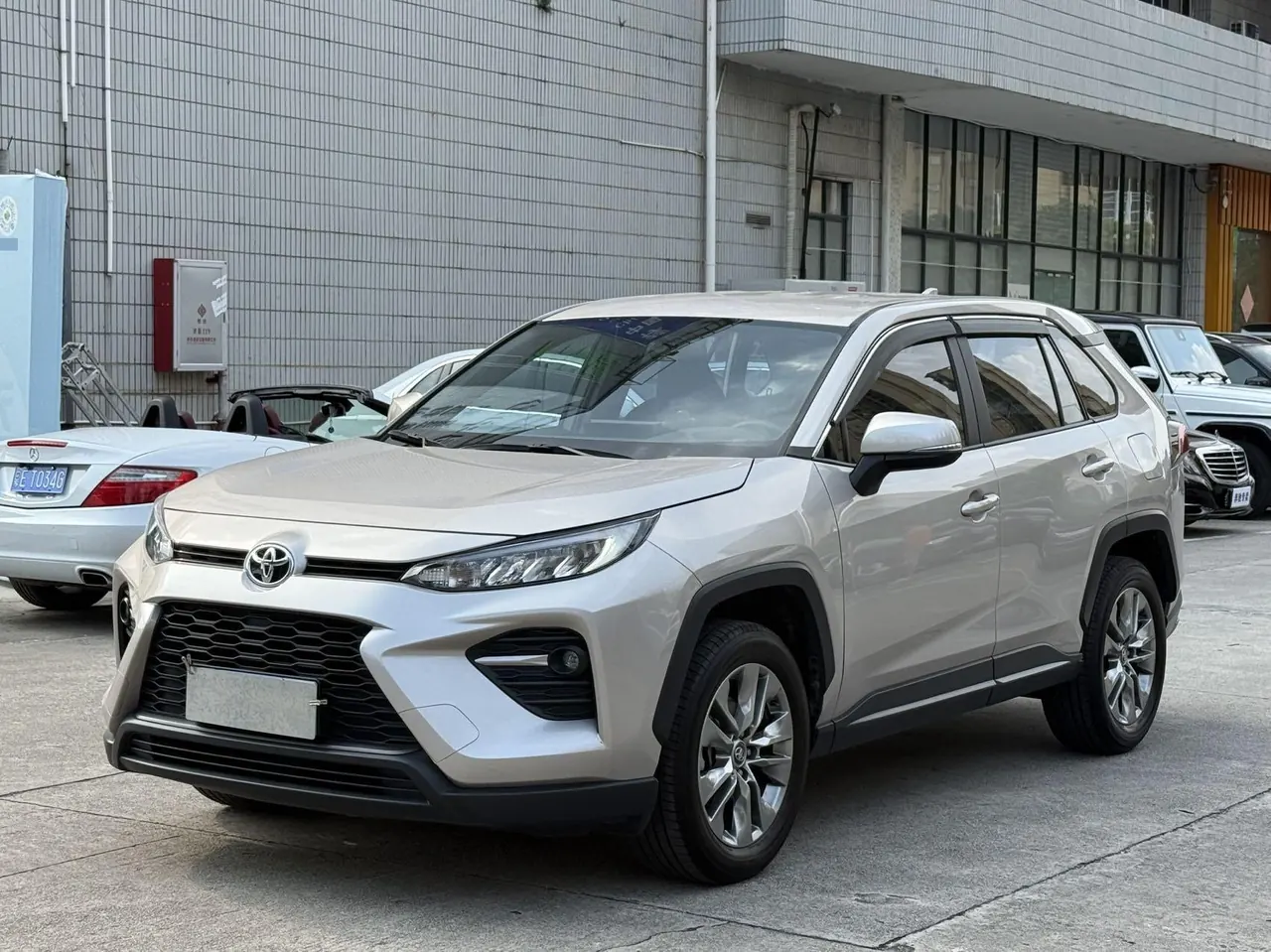 Toyota 2024 Wilanda 2.0 Stepless Two-Drive City Edition Automatic Gear - View 1