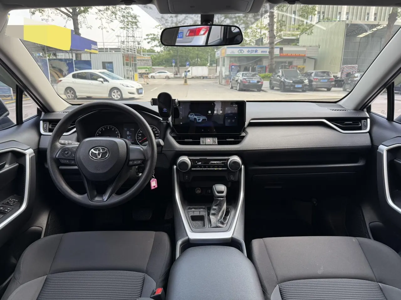 Toyota 2024 Wilanda 2.0 Stepless Two-Drive City Edition Automatic Gear 5
