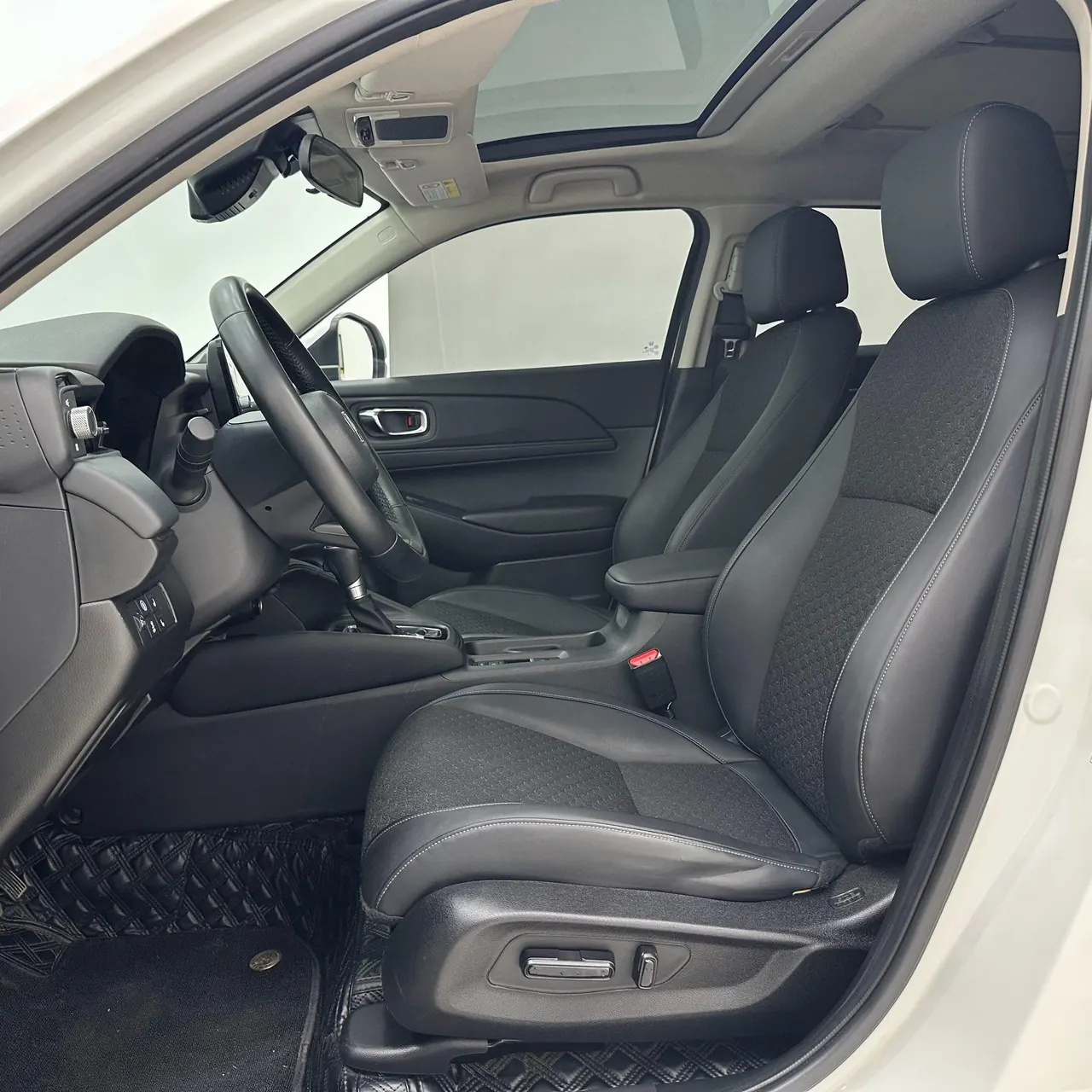 Honda 2023 XR-V 1.5 stepless craze version of automatic gear 4