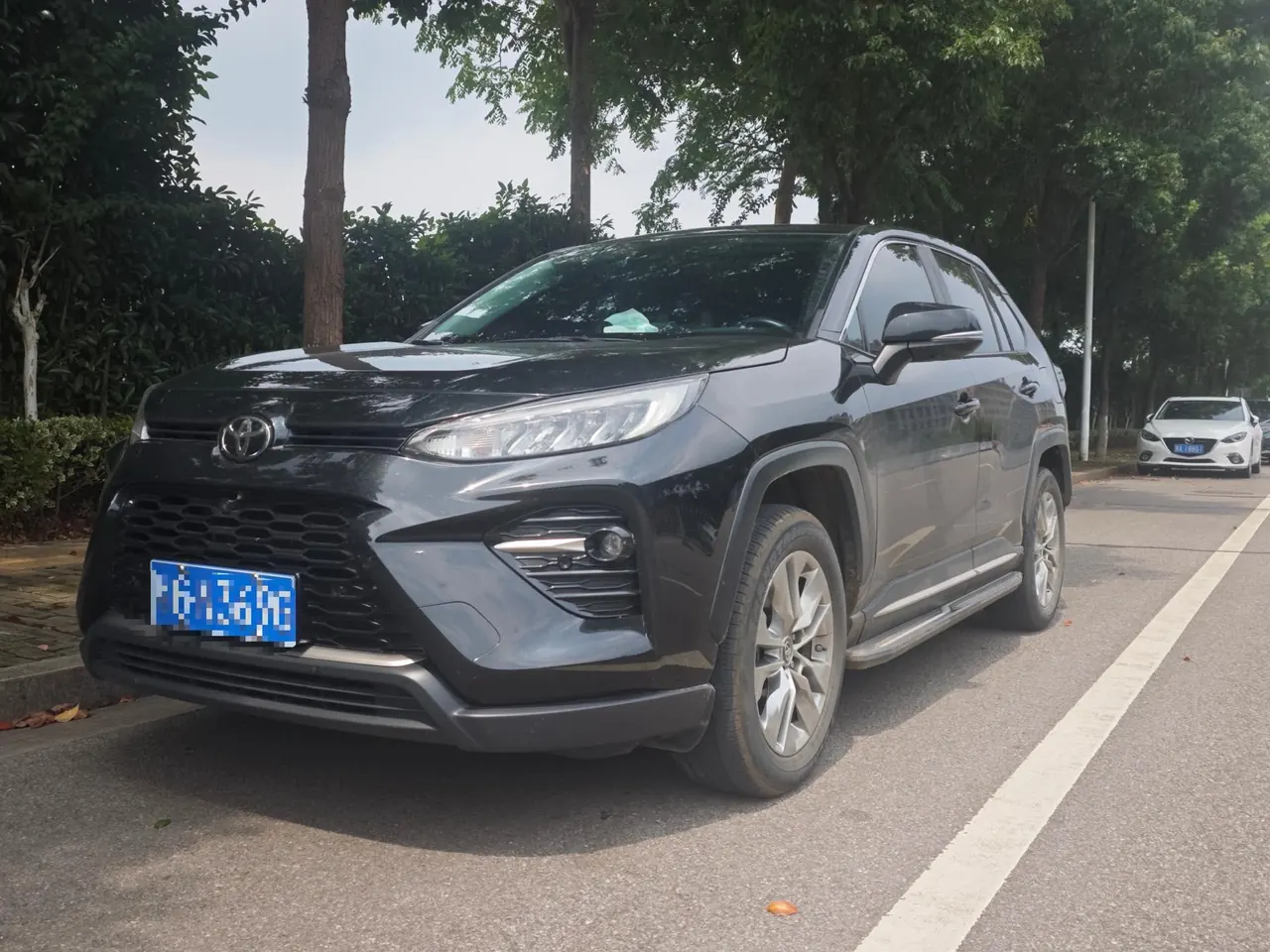 Toyota 2022 Willanda 2.0 Stepless Two-Drive Luxury PLUS Edition Automatic Gear - View 1