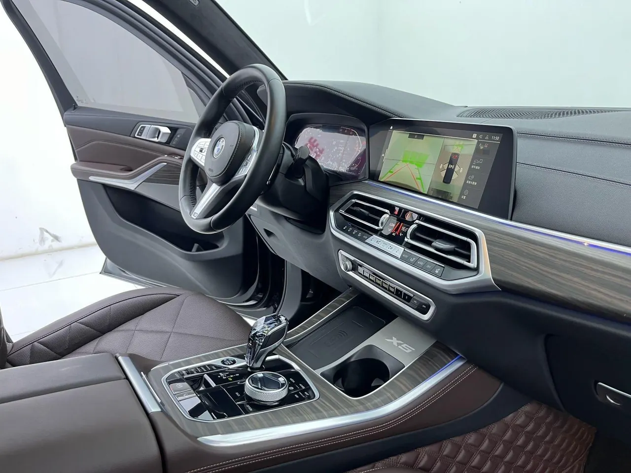 BMW 2022 X5 xDrive40Li 48V 3.0T M sports suit (modified) automatic gear 4