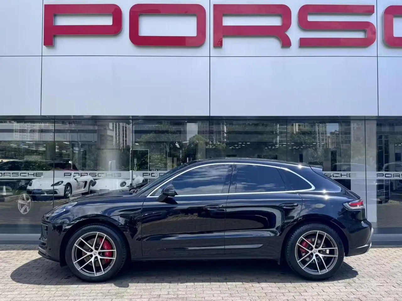 Porsche Macan (Imported) 2023 Macan S 2.9T Automatic 2