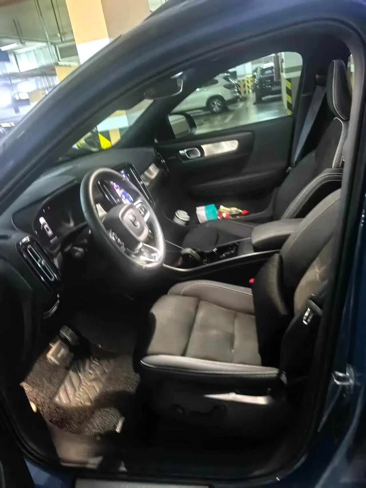 Volvo XC40 New Energy 2023 XC40 RECHARGE Long Endurance Edition PRO Automatic Gear 3
