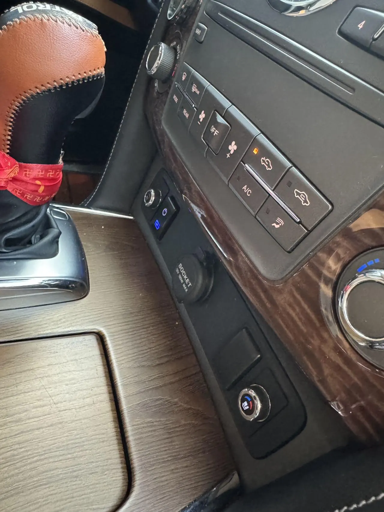 Nissan Toula (Imported) 2020 Toula 4.0 Automatic 8