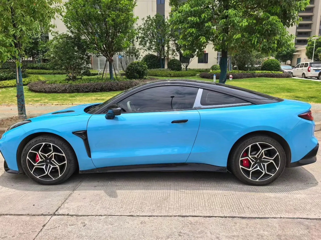 Neta 2023 Neta GT 580 AWD Sports Edition Automatic Gear 3