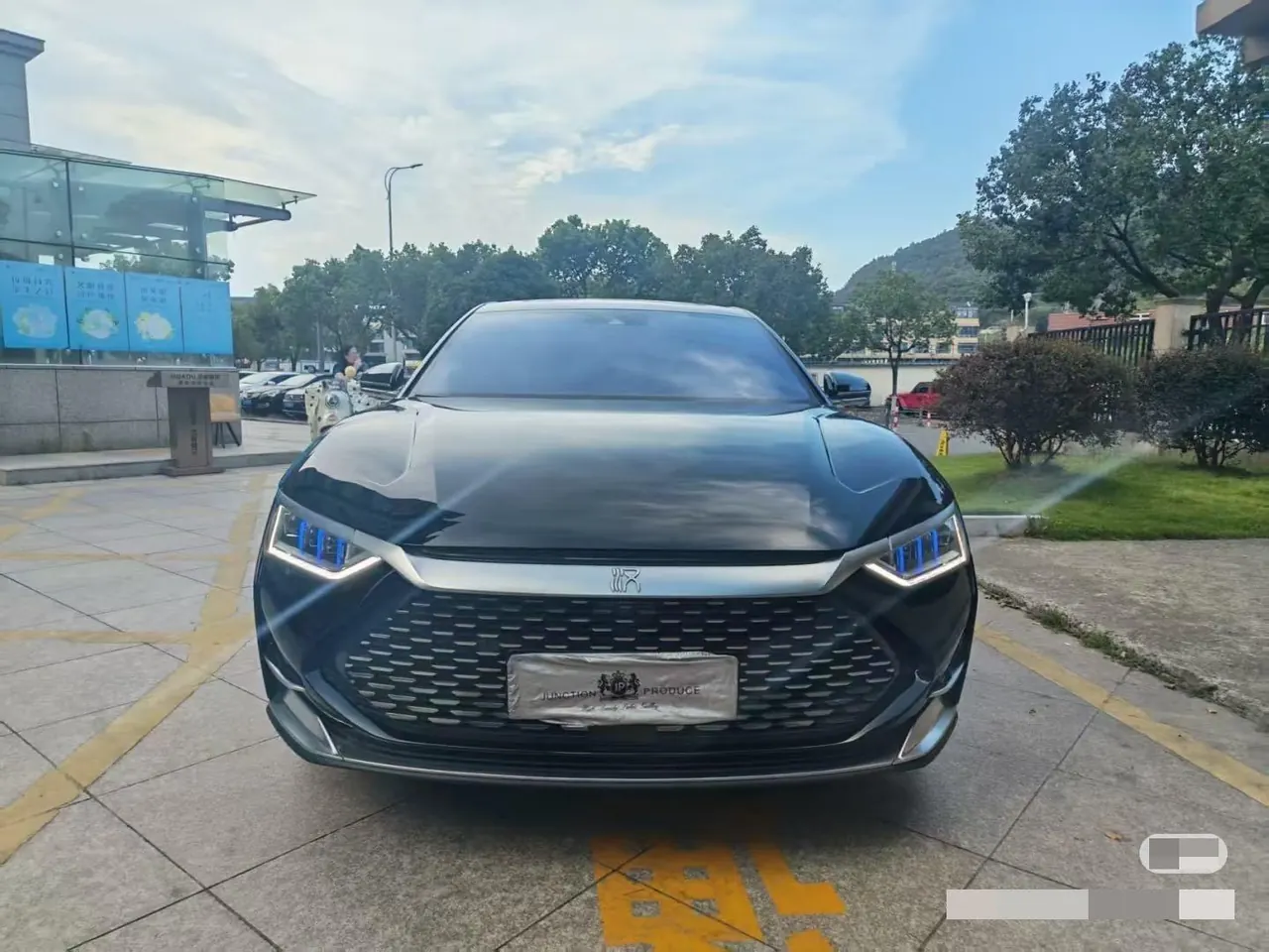 BYD 2020 Han DM 2.0T four-wheel drive performance version luxury automatic gear 2