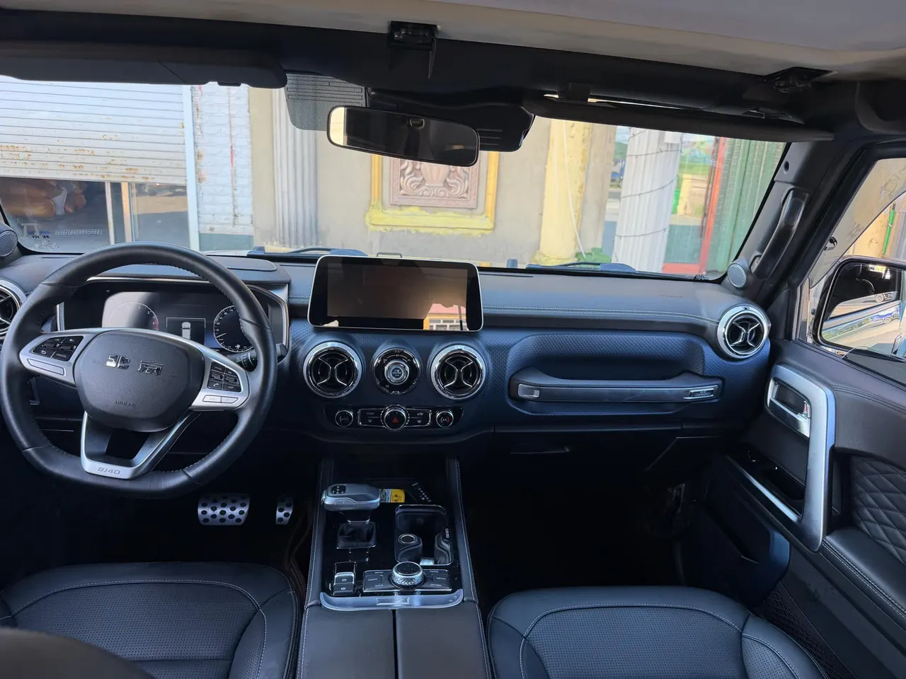 Beijing 2020 BJ40 2.0T 4-wheel drive tribute version chivalrous automatic gear 6
