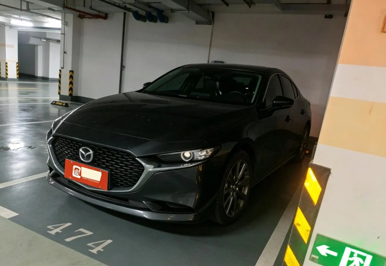 Открыть галерею: Mazda 3 Oncorsela 2020 Mazda 3 Oncorsela-sedan 2.0 elegant automatic gear