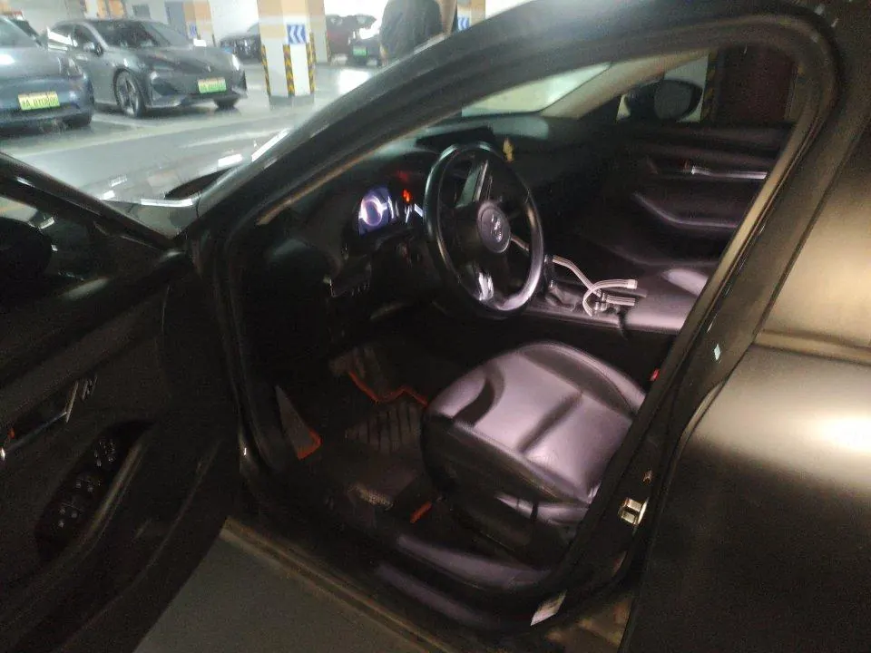 Mazda 3 Oncorsela 2020 Mazda 3 Oncorsela-sedan 2.0 elegant automatic gear 2