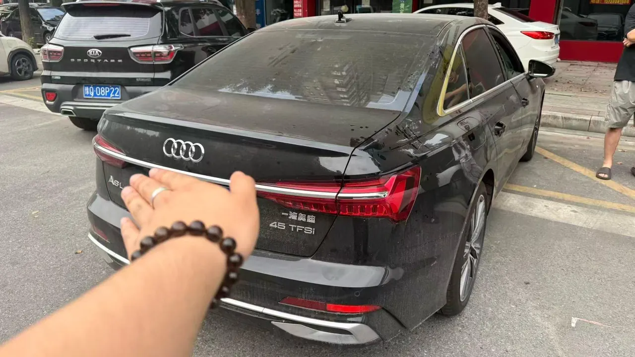 Audi 2025 A6L 2.0TFSI 45TFSI Selected Dynamic Automatic 3