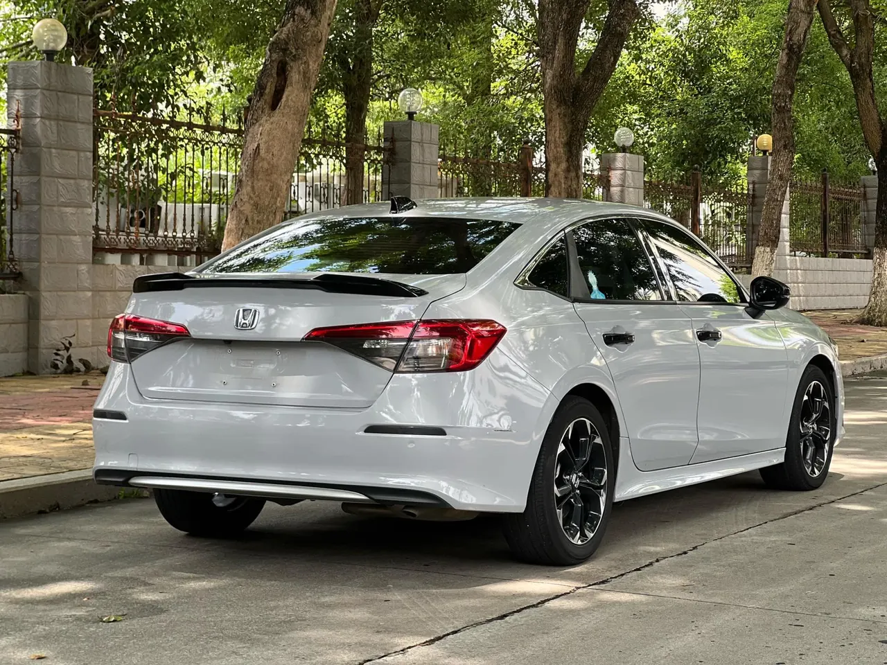 Honda 2023 Civic e:HEV 2.0 Stepless Sharp Edition Automatic Gear 6