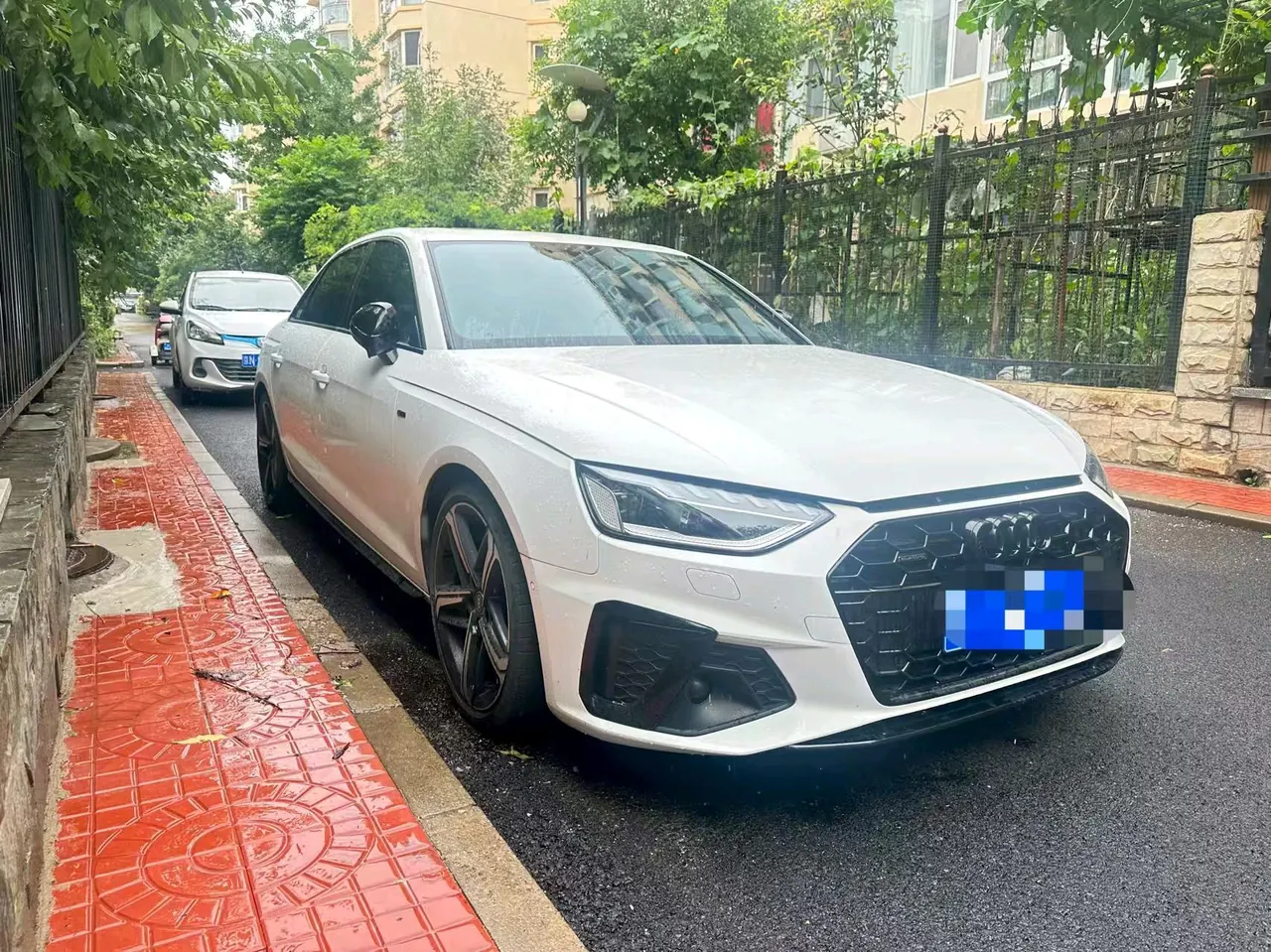 Audi 2022 A4L 2.0TFSI 45TFSI Quattro Selected Dynamic Automatic 5