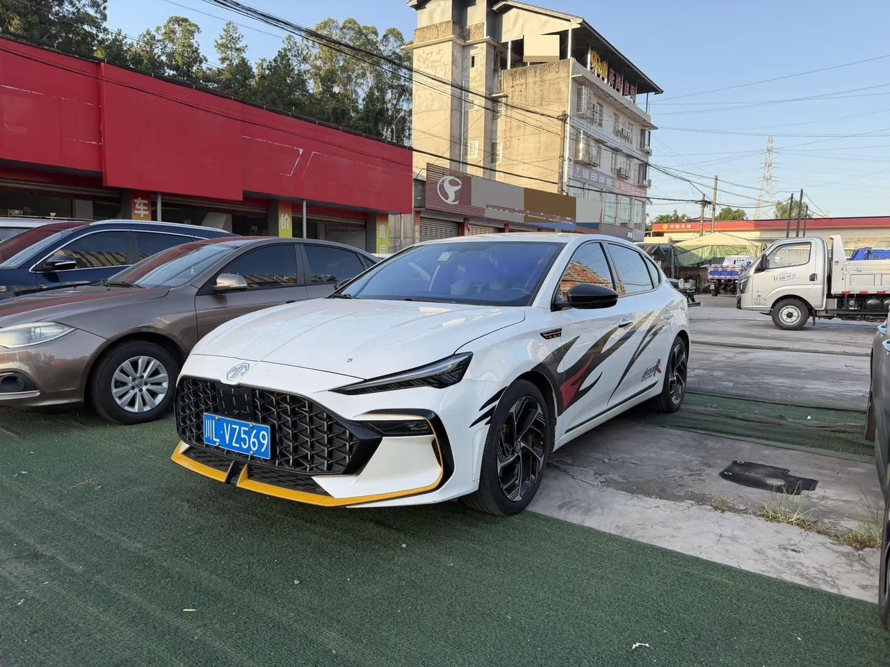 Открыть галерею: MG 2020 MG6 1.5T Trophy Flagship Automatic Gear