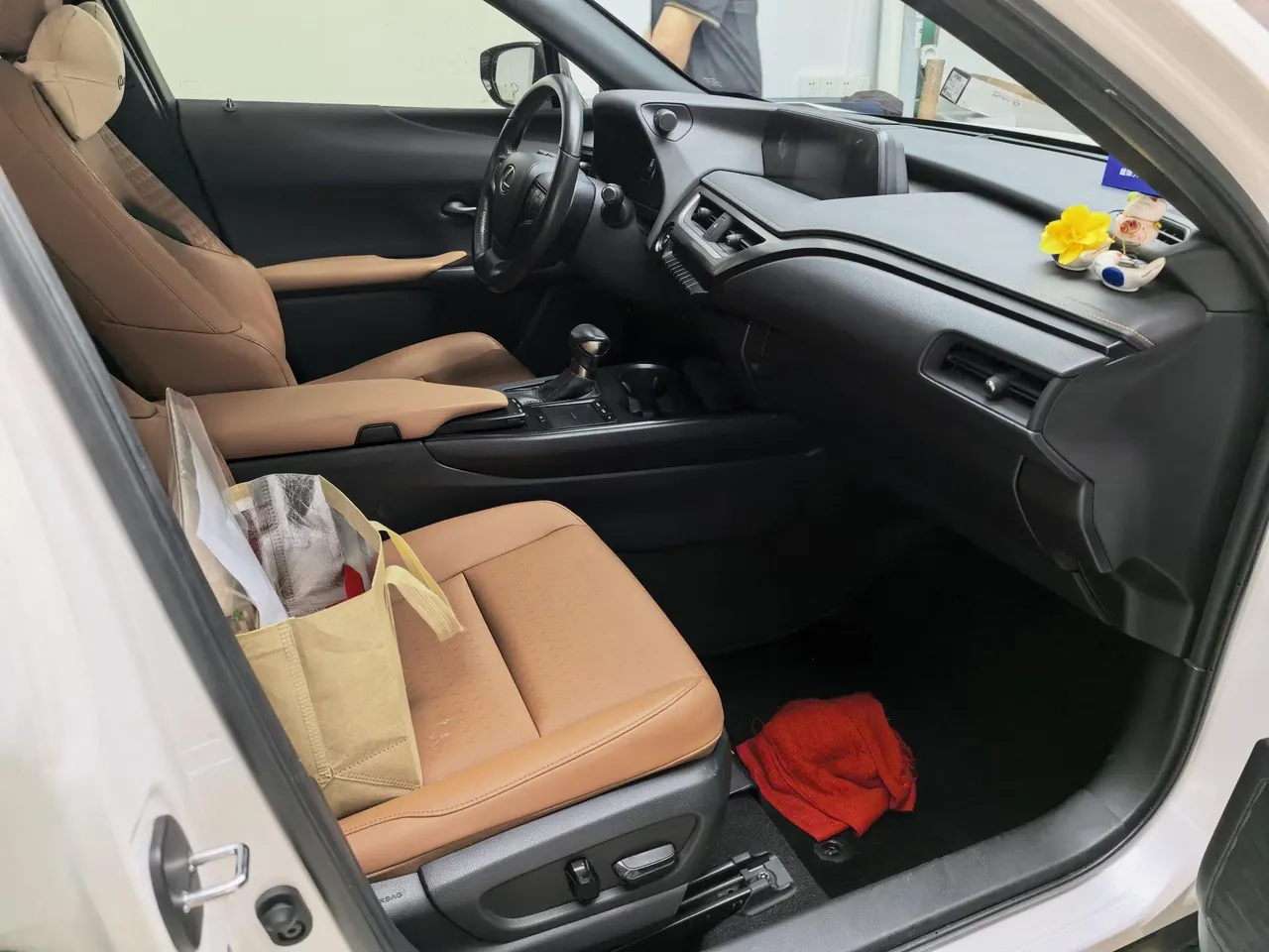 Lexus UX (Imported) 2020 UX260h 2.0 Stepless Exploration and Interesting Edition Automatic Gear 6