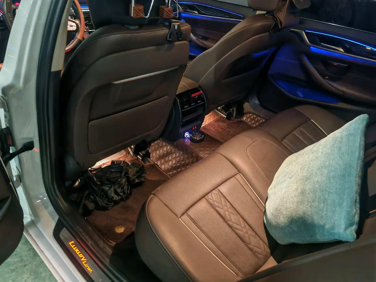 BMW 5 Series 2021 525Li 2.0T Luxury Suit Automatic Gear 4