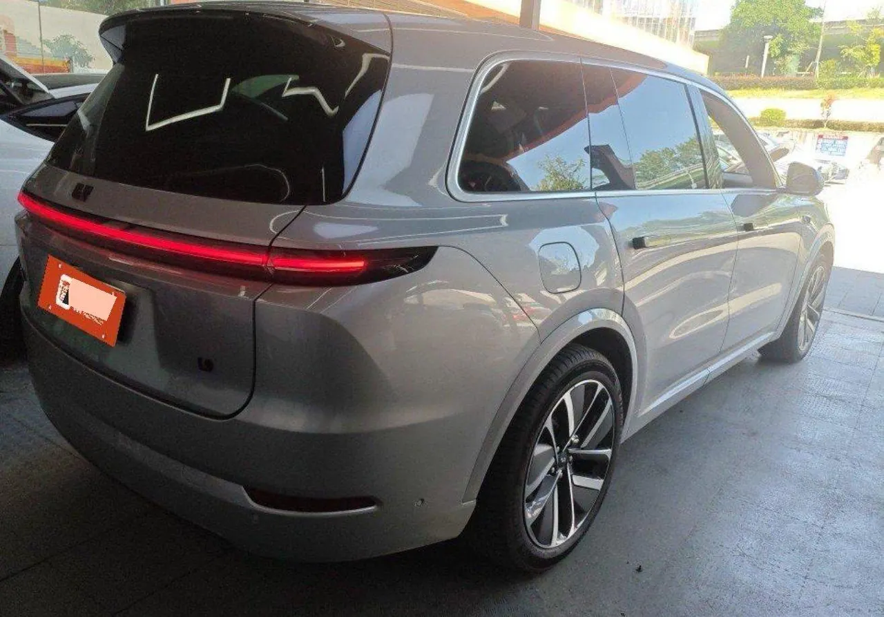 Li 2022 L9 1.5T Max Edition Automatic Gear 3
