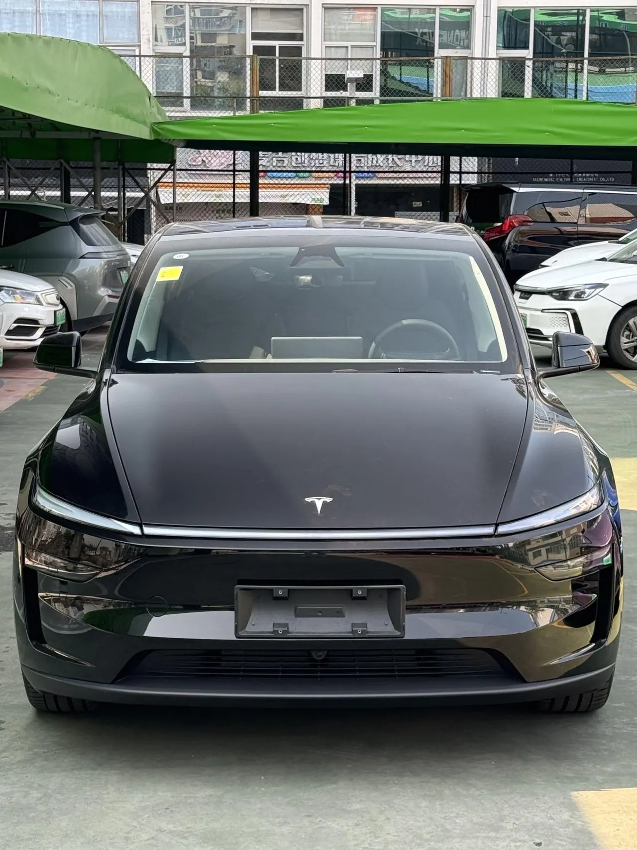 Tesla 2025 Model Y L Long Endurance All-Wheel Drive Automatic Transmission 2