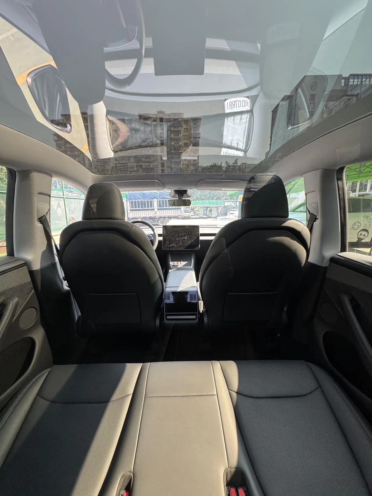 Tesla 2025 Model Y L Long Endurance All-Wheel Drive Automatic Transmission 5
