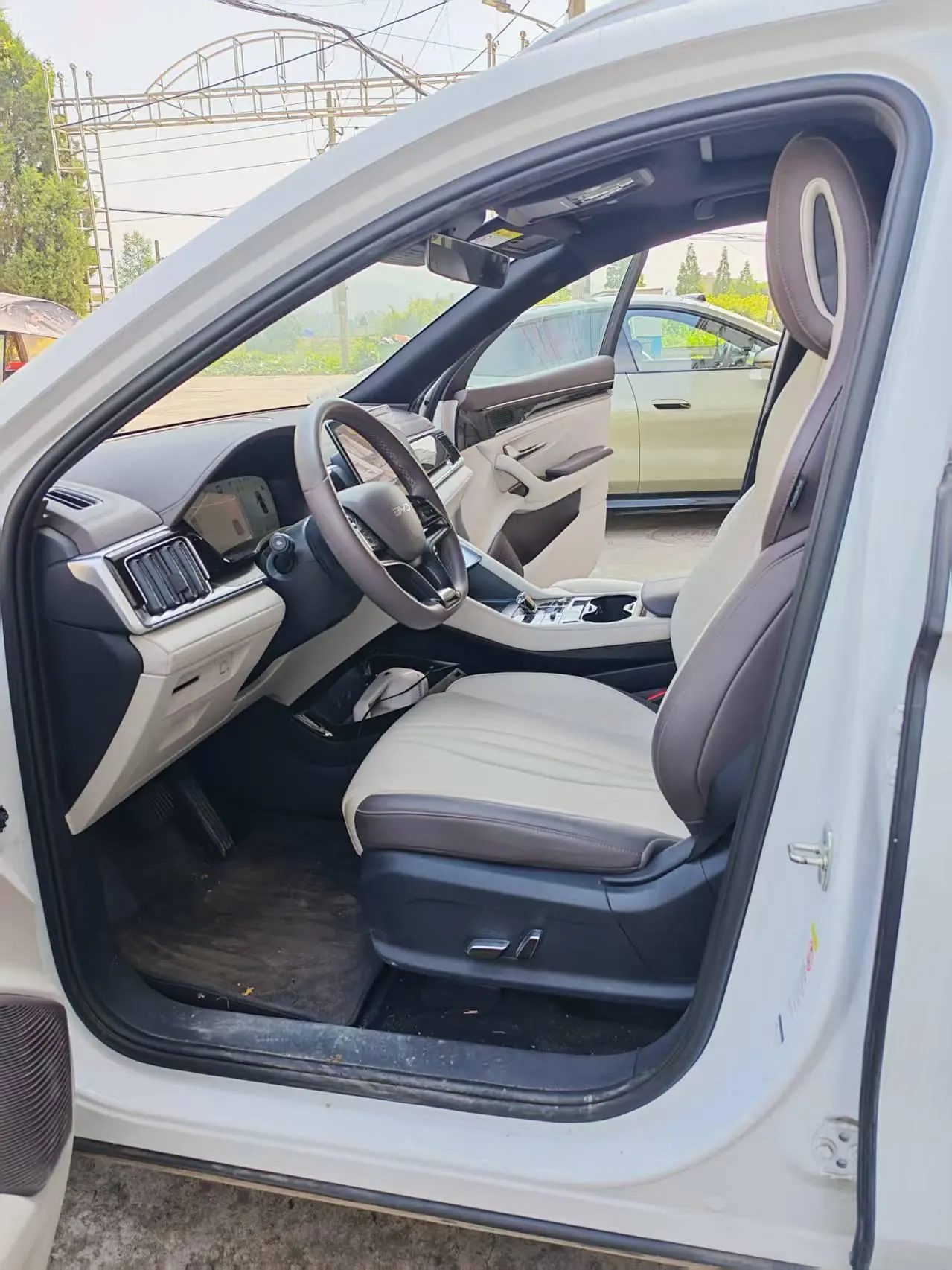BYD Song PLUS New Energy 2023 Song PLUS EV Champion Edition 520KM Honorable Automatic Gear 3