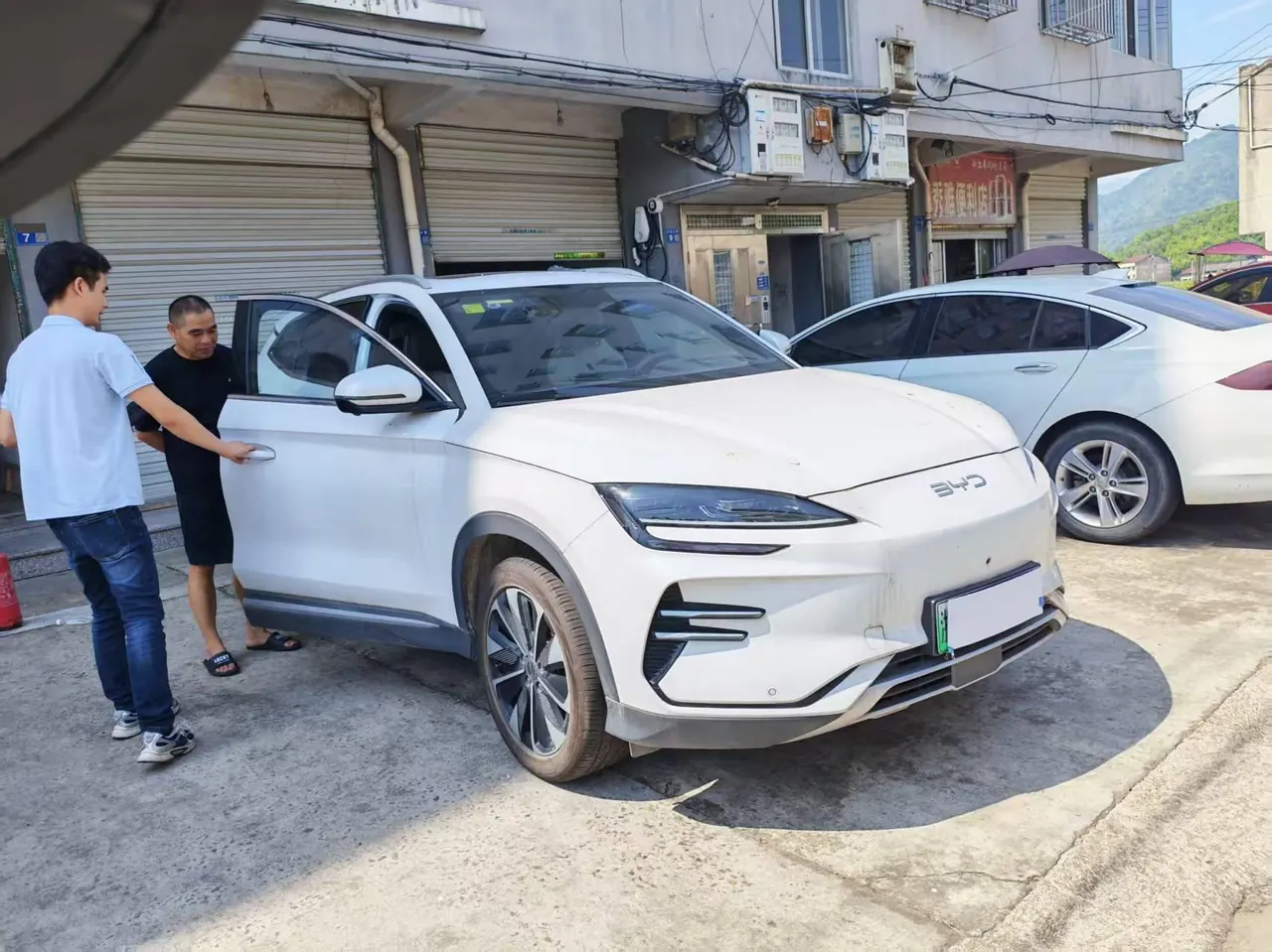 BYD Song PLUS New Energy 2023 Song PLUS EV Champion Edition 520KM Honorable Automatic Gear 6