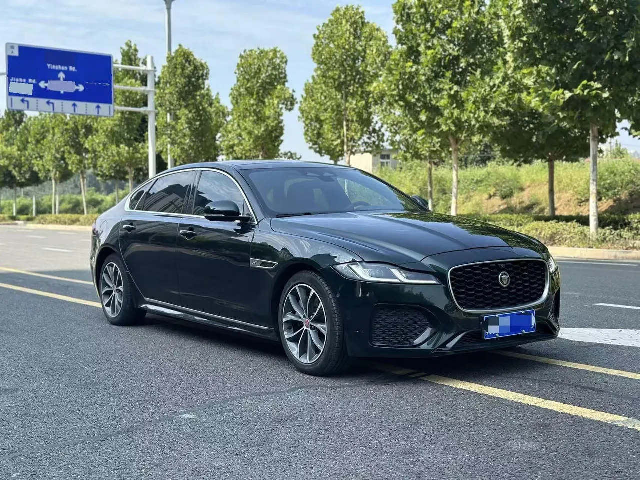 Jaguar 2022 XFL 2.0T P 12500.00g Drive Elite Sports Edition Automatic Gear 2