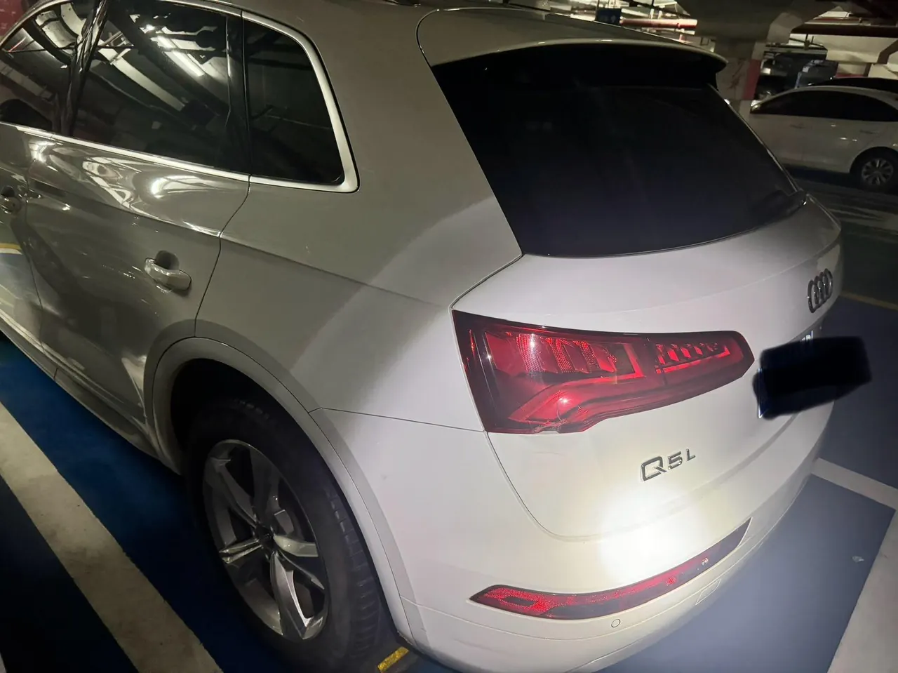 Audi 2020 Q5L 2.0TFSI 40TFSI enjoy aggressive automatic transmission 4