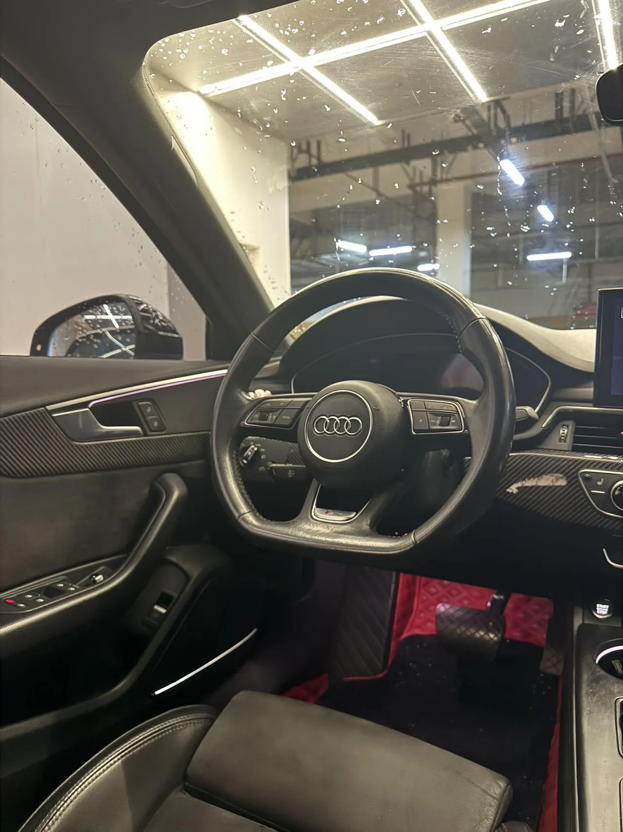 Audi 2020 A4L 2.0TFSI 45TFSI Quattro Selected Dynamic Automatic 5
